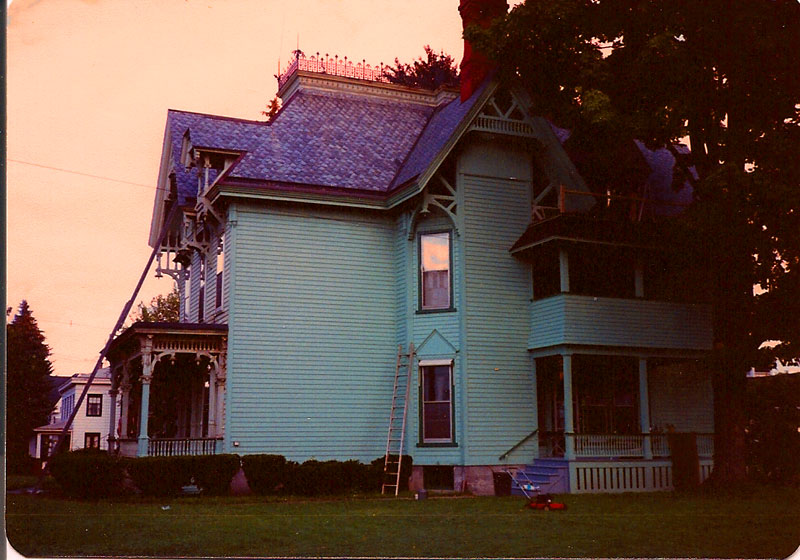 1984, west side view of 208 Chemung Street